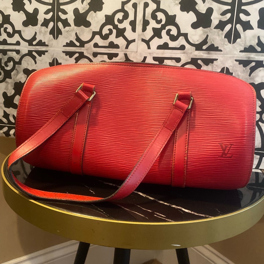 LOUIS VUITTON Epi Soufflot Castillan Red